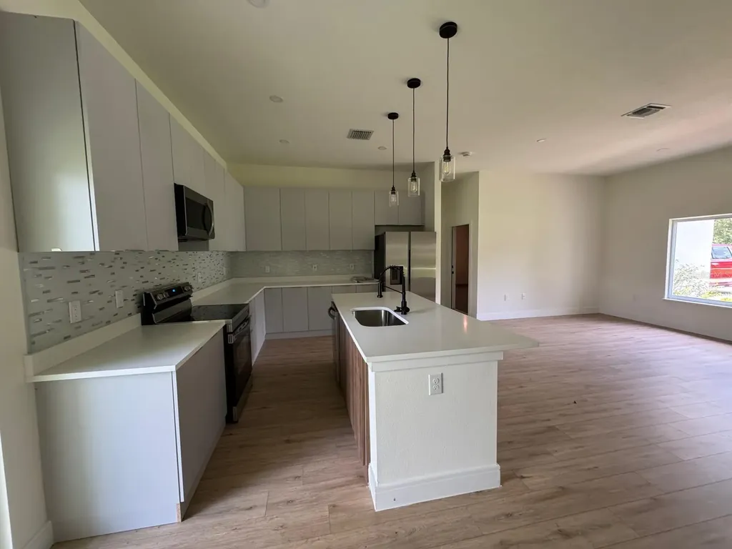 353 Warrington Boulevard Port Charlotte FL 33954