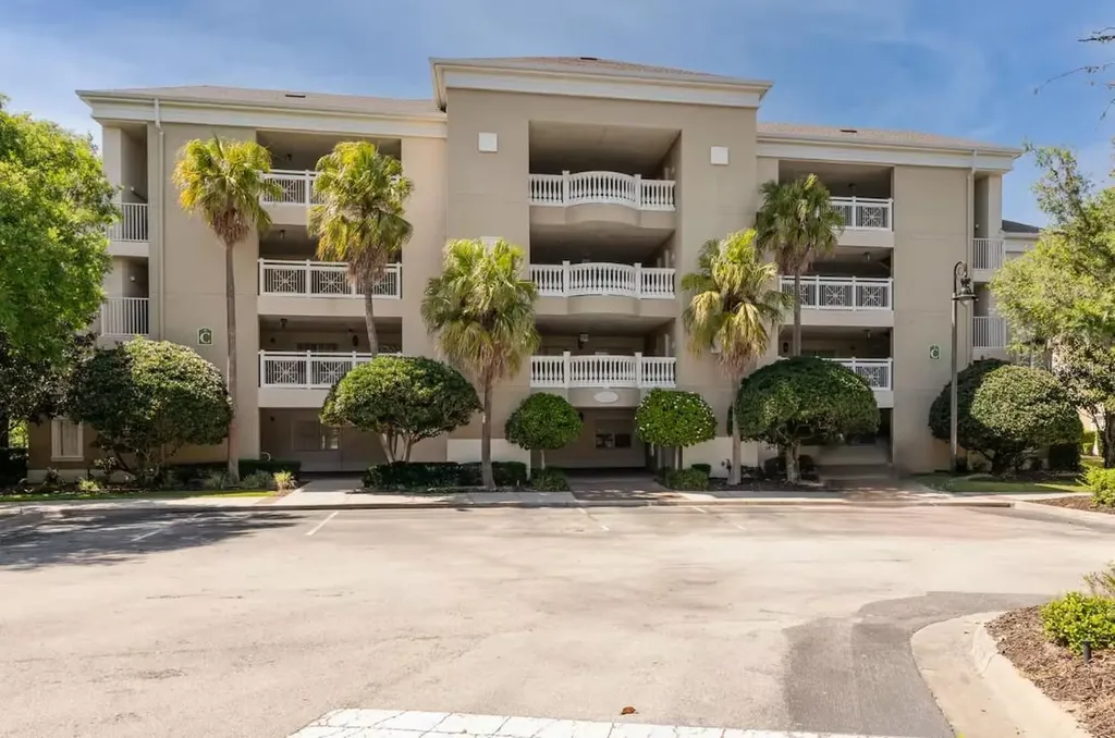 1354 Centre Court Ridge Drive Reunion FL 34747