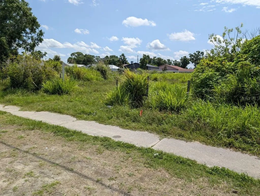 7007 N Manhattan Avenue Tampa FL 33614