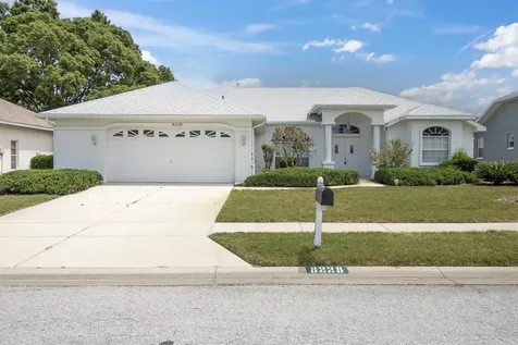 8228 Coral Creek Loop Hudson FL 34667