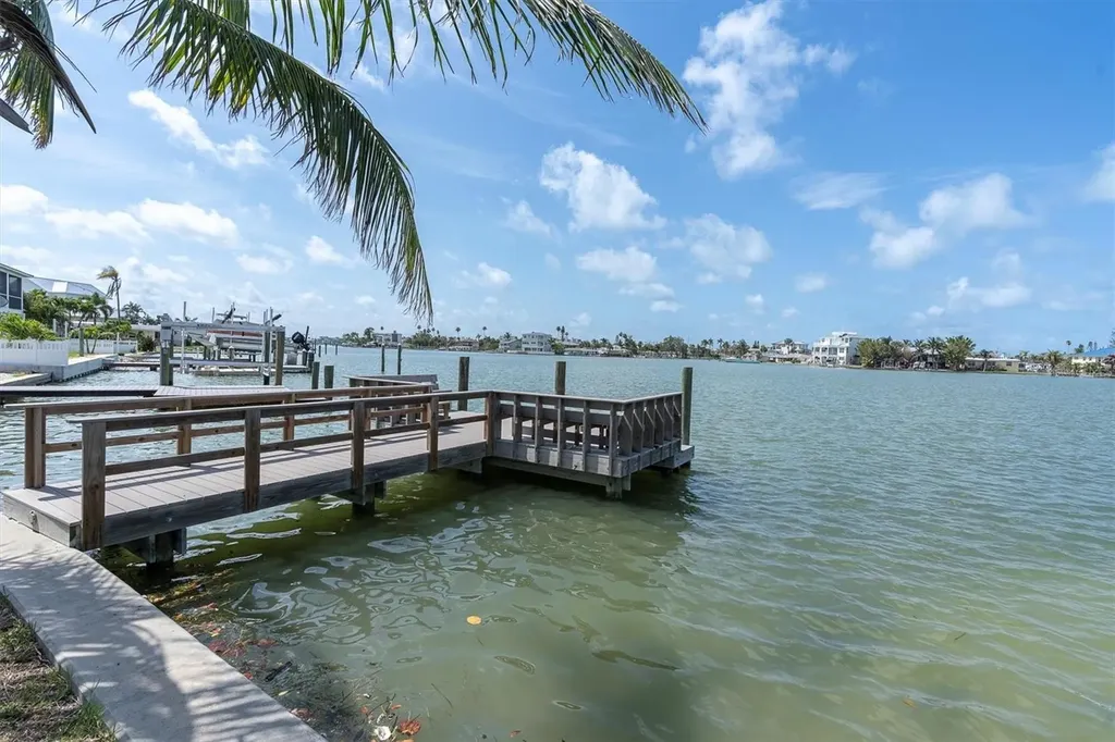 399 161st Avenue Redington Beach FL 33708
