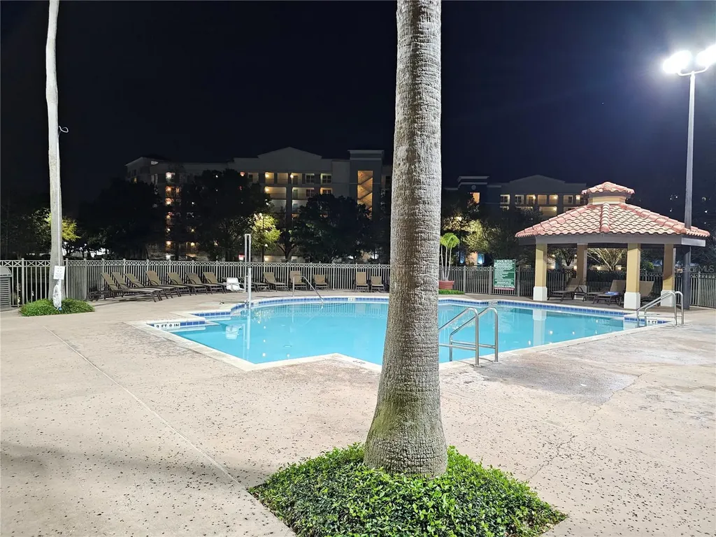 12527 Floridays Resort Drive Orlando FL 32821