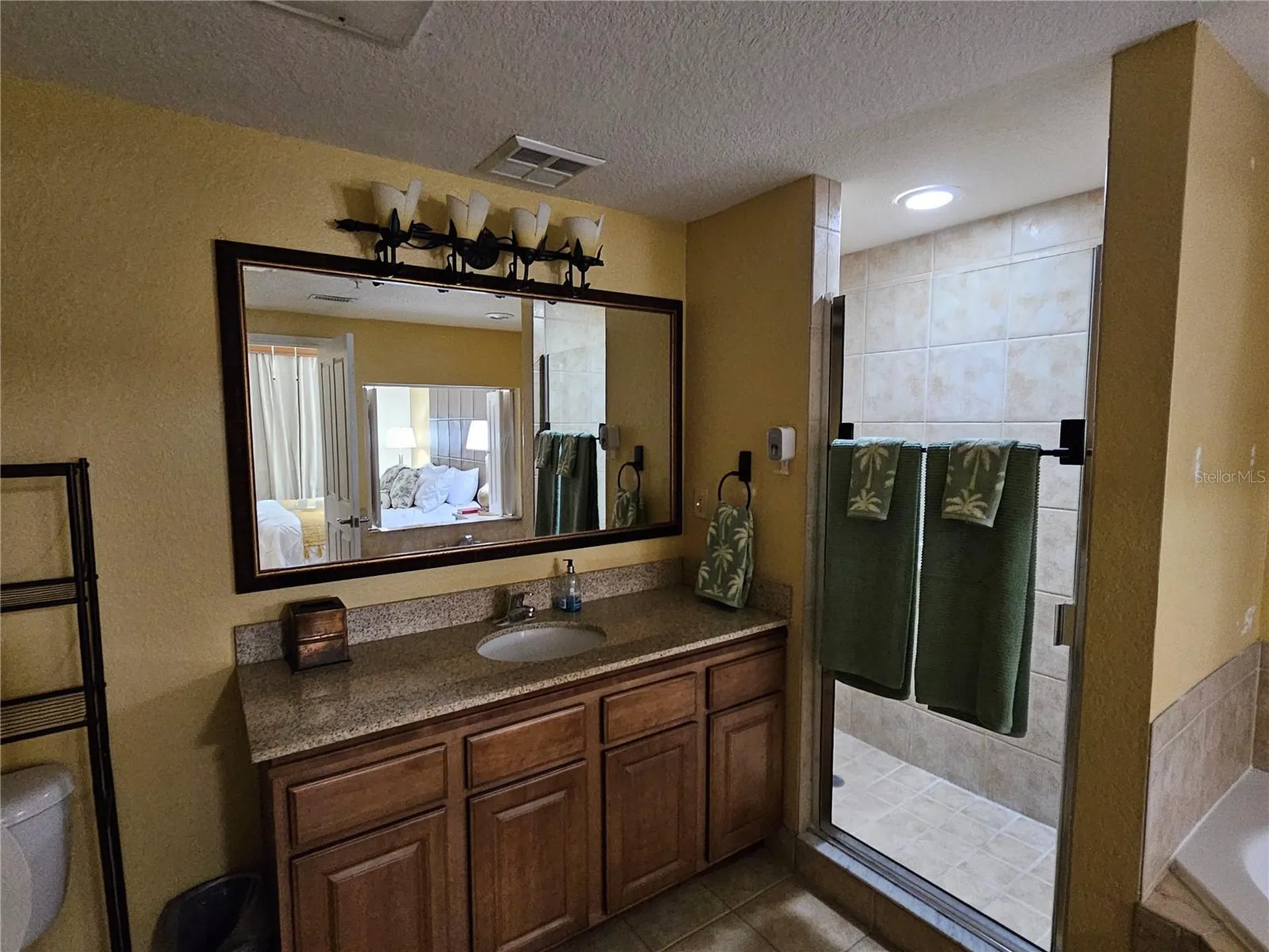 12527 Floridays Resort Drive Orlando FL 32821