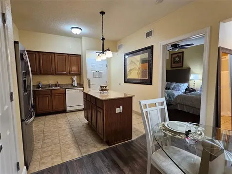 12527 Floridays Resort Drive Orlando FL 32821