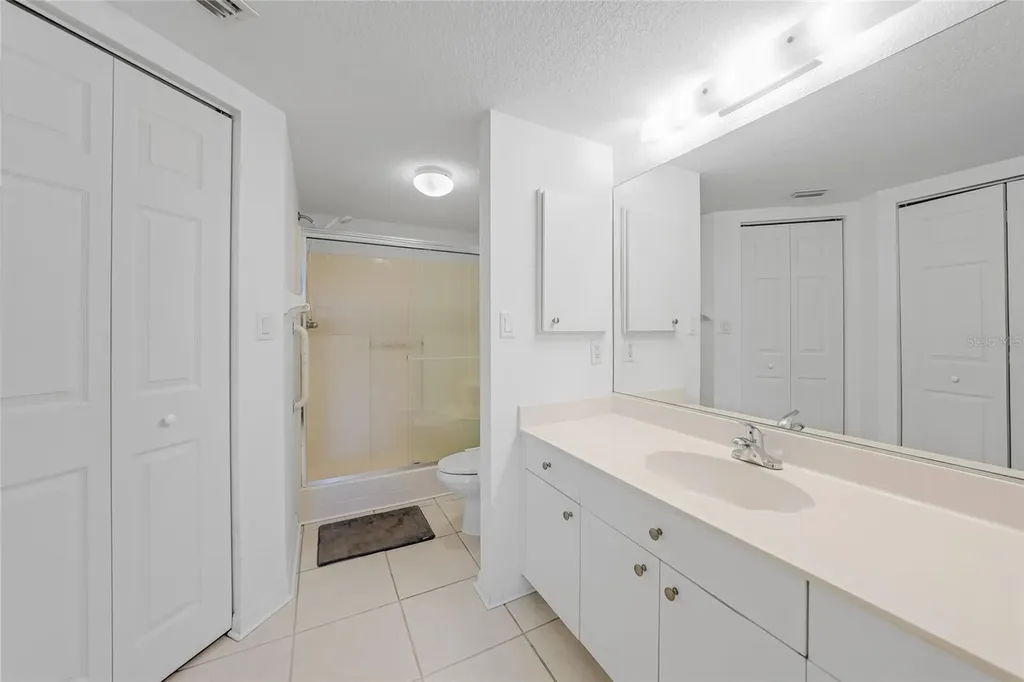 5725 Greenwood Avenue North Port FL 34287