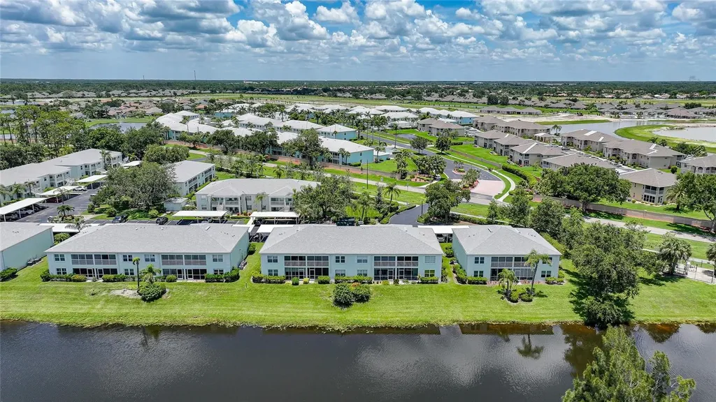 5725 Greenwood Avenue North Port FL 34287