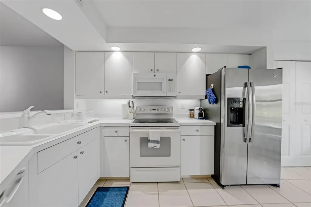 5725 Greenwood Avenue North Port FL 34287