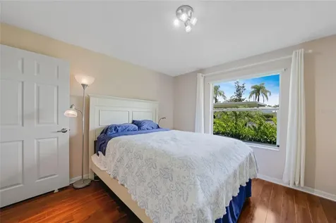 5725 Greenwood Avenue North Port FL 34287