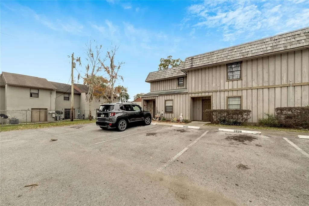 2826 NE 7th Street Ocala FL 34470