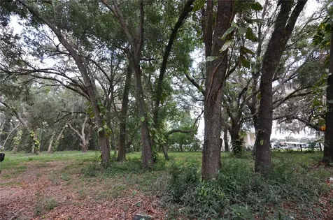 6734 20th Street Zephyrhills FL 33542
