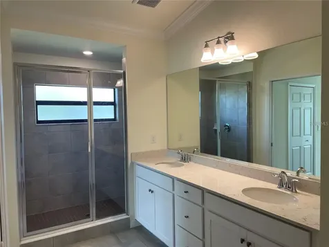5674 Palmer Circle Bradenton FL 34211