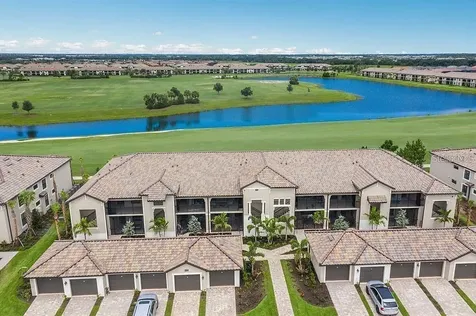 5674 Palmer Circle Bradenton FL 34211