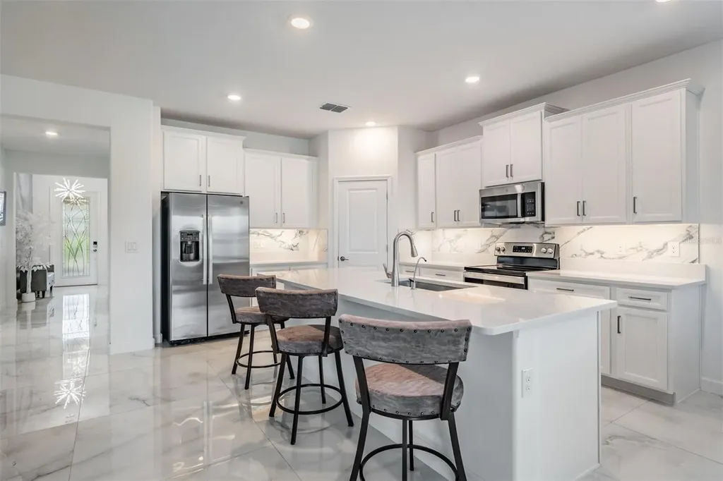 10381 Tupper Cay Drive San Antonio FL 33576