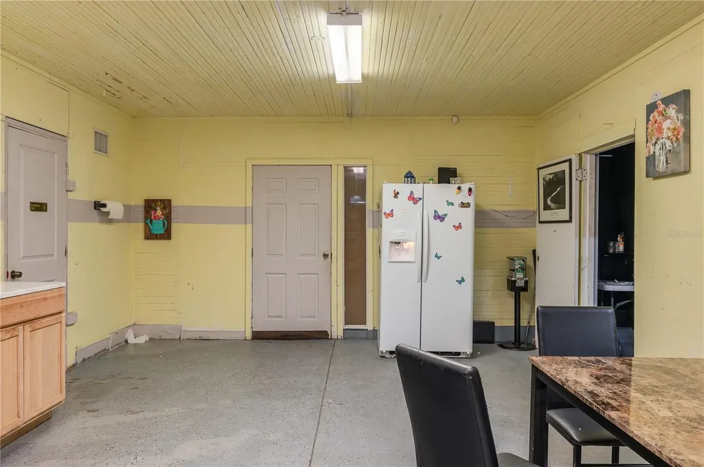 322 S Scenic Highway Lake Wales FL 33853