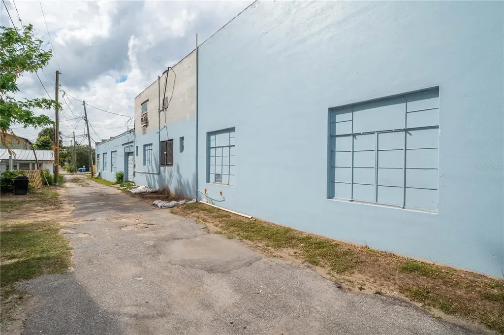 322 S Scenic Highway Lake Wales FL 33853