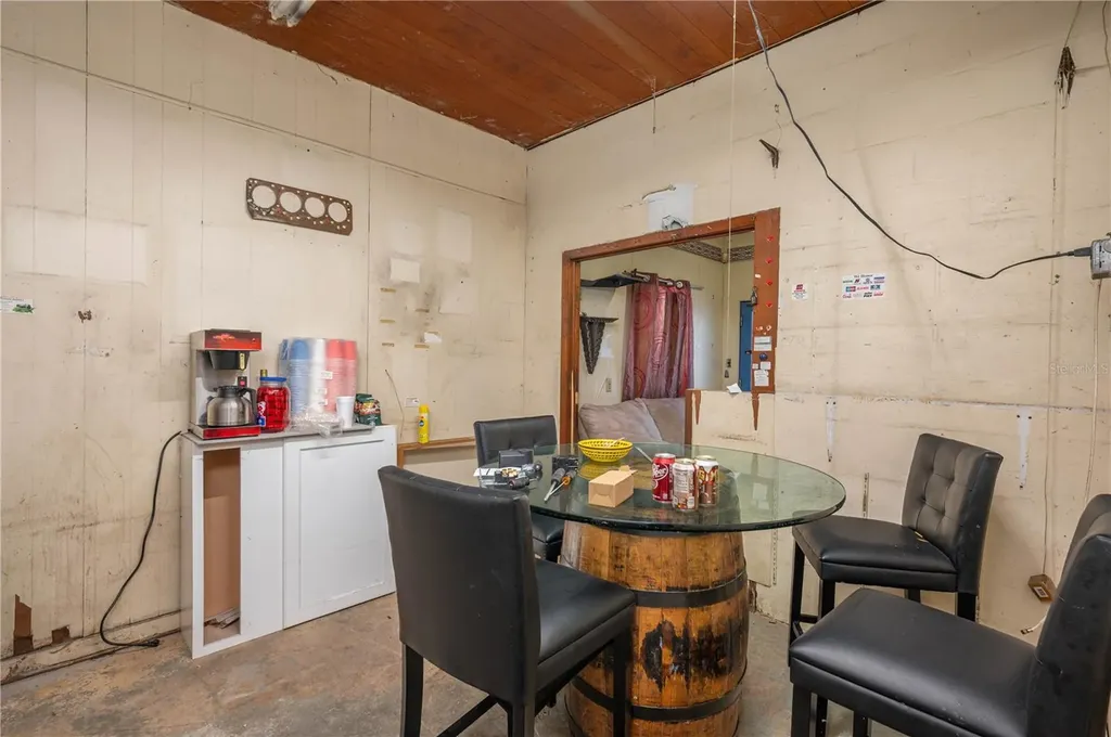 322 S Scenic Highway Lake Wales FL 33853