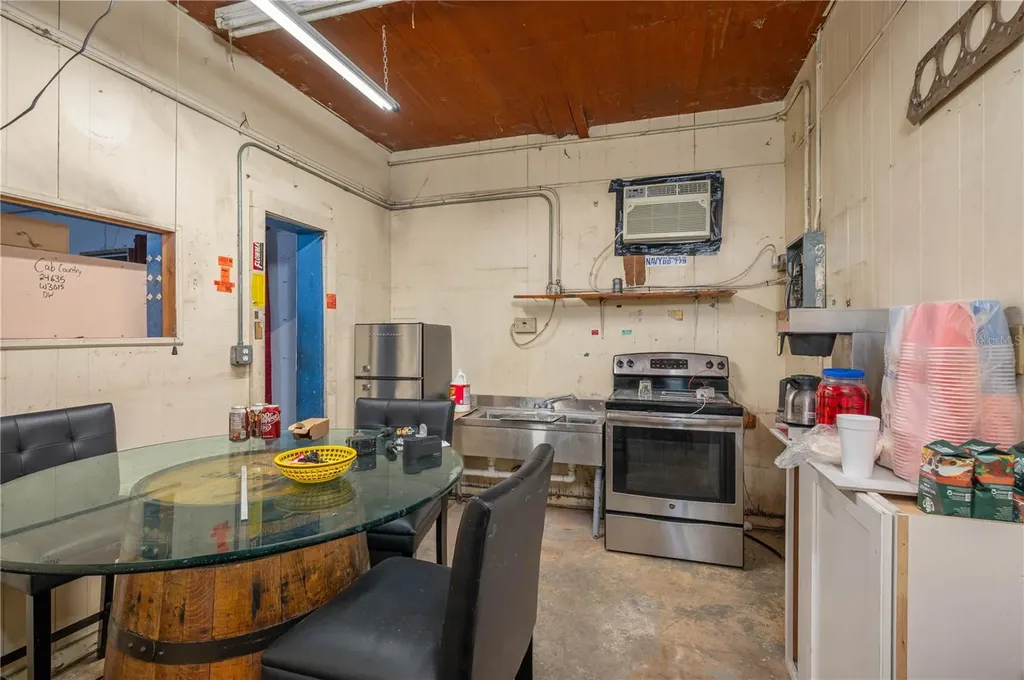 322 S Scenic Highway Lake Wales FL 33853