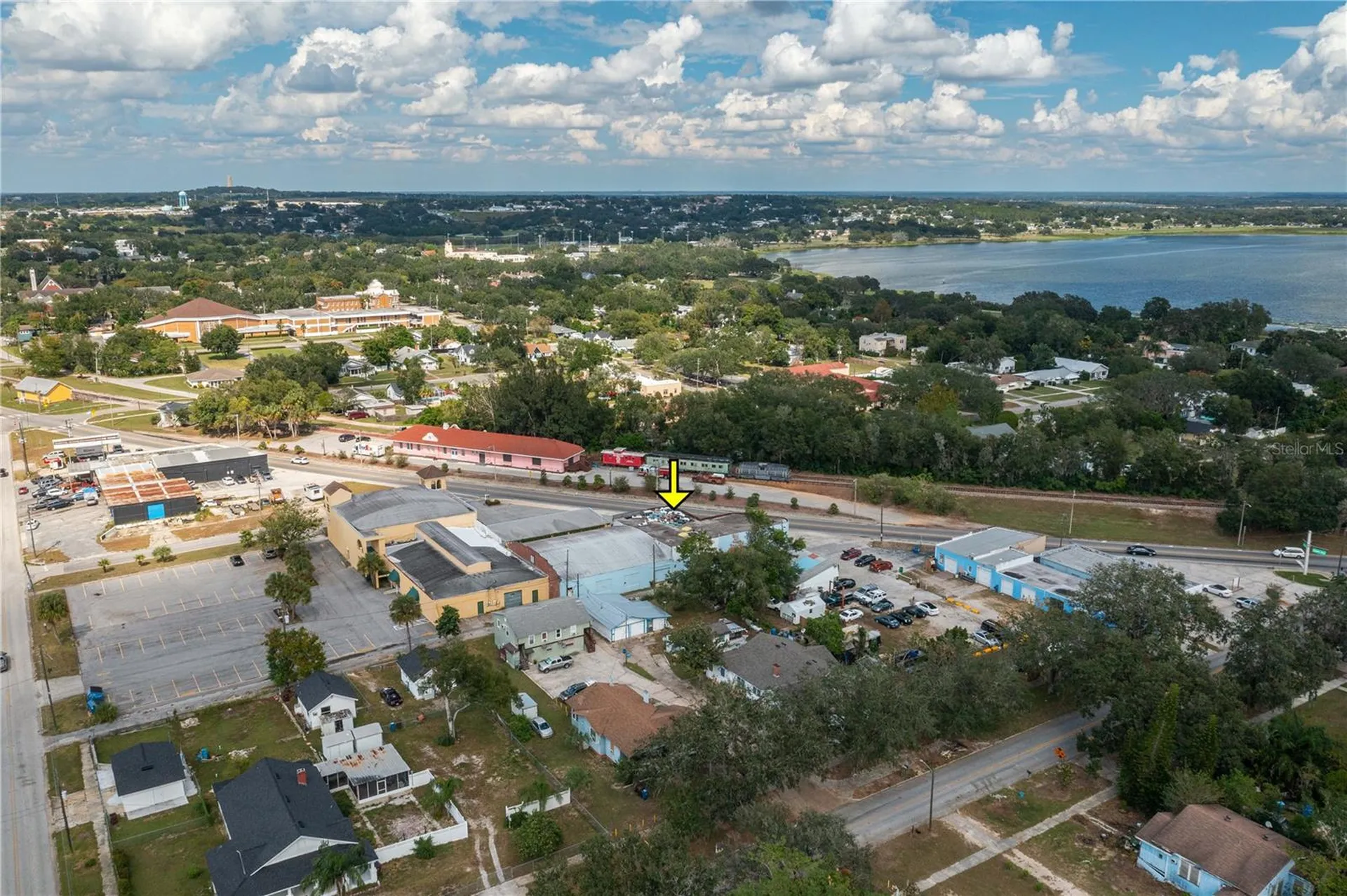 322 S Scenic Highway Lake Wales FL 33853