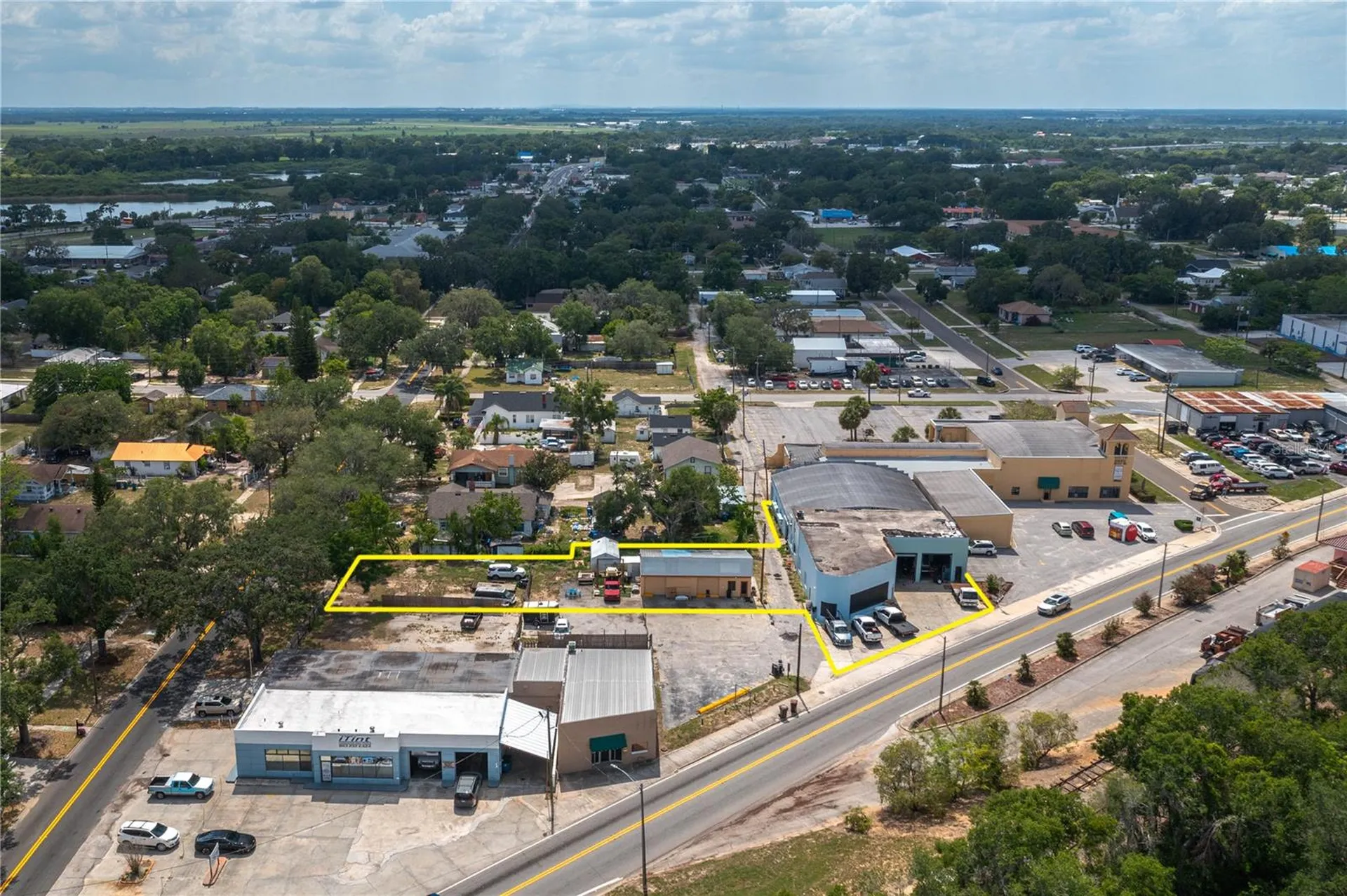 322 S Scenic Highway Lake Wales FL 33853