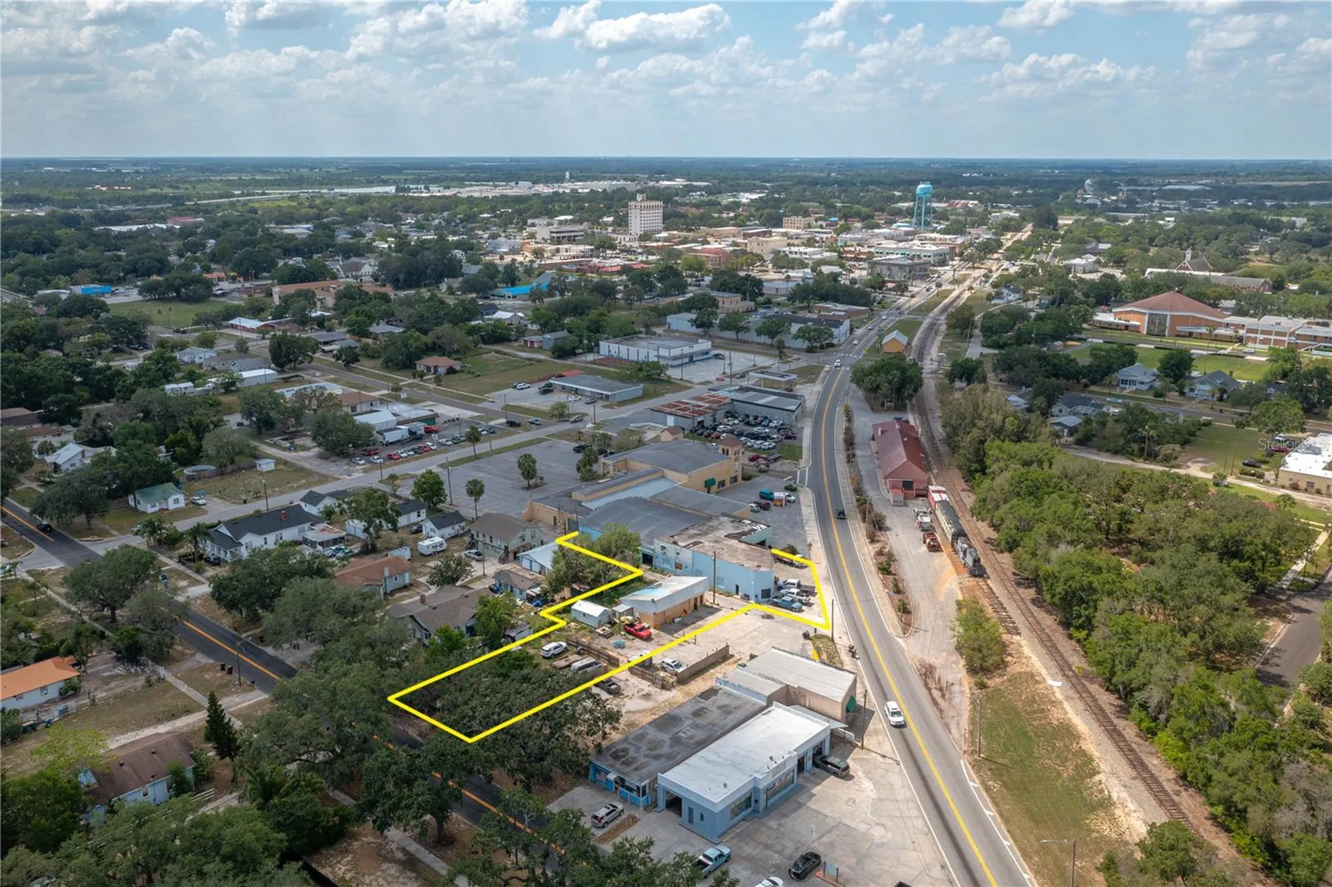 322 S Scenic Highway Lake Wales FL 33853