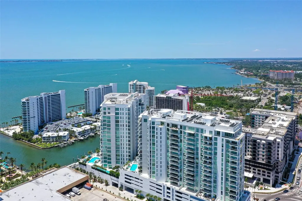 301 Quay Commons Sarasota FL 34236