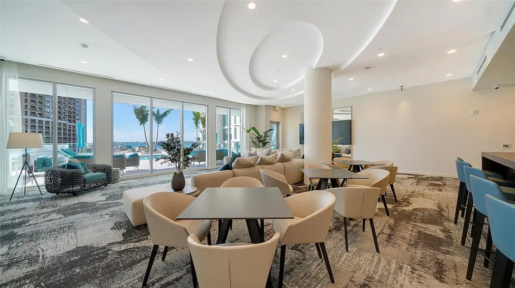 301 Quay Commons Sarasota FL 34236