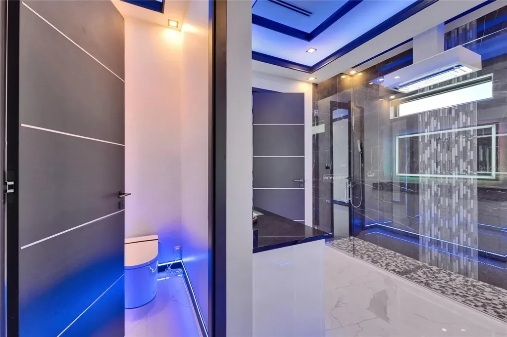 6530 Simone Shores Circle Apollo Beach FL 33572