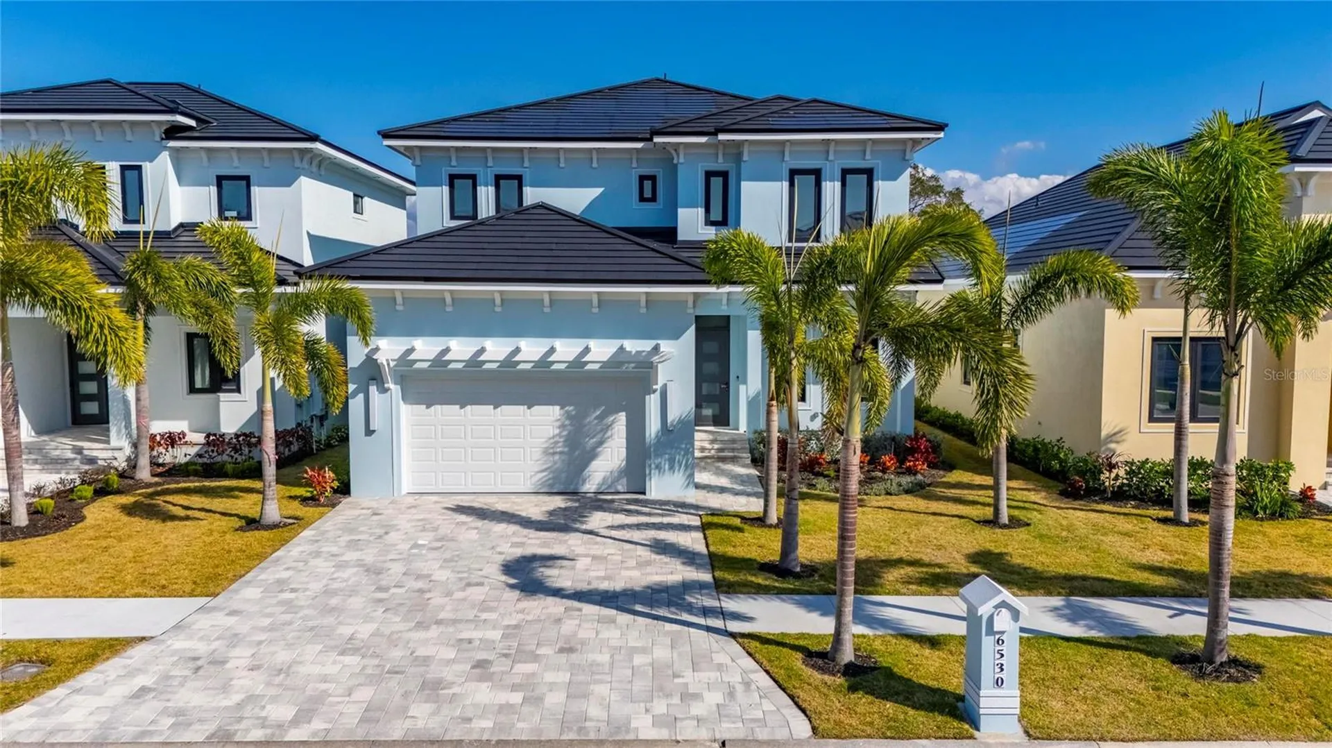 6530 Simone Shores Circle Apollo Beach FL 33572