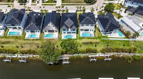 6530 Simone Shores Circle Apollo Beach FL 33572