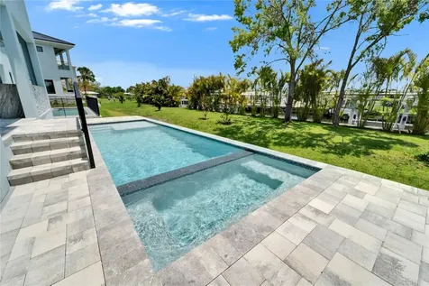 6530 Simone Shores Circle Apollo Beach FL 33572