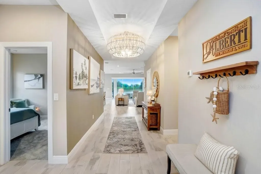 6097 Golden Nettle Drive Apollo Beach FL 33572