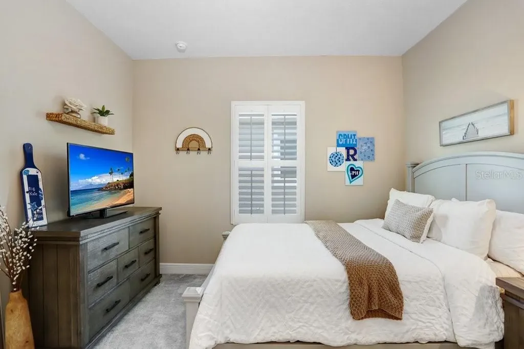 6097 Golden Nettle Drive Apollo Beach FL 33572