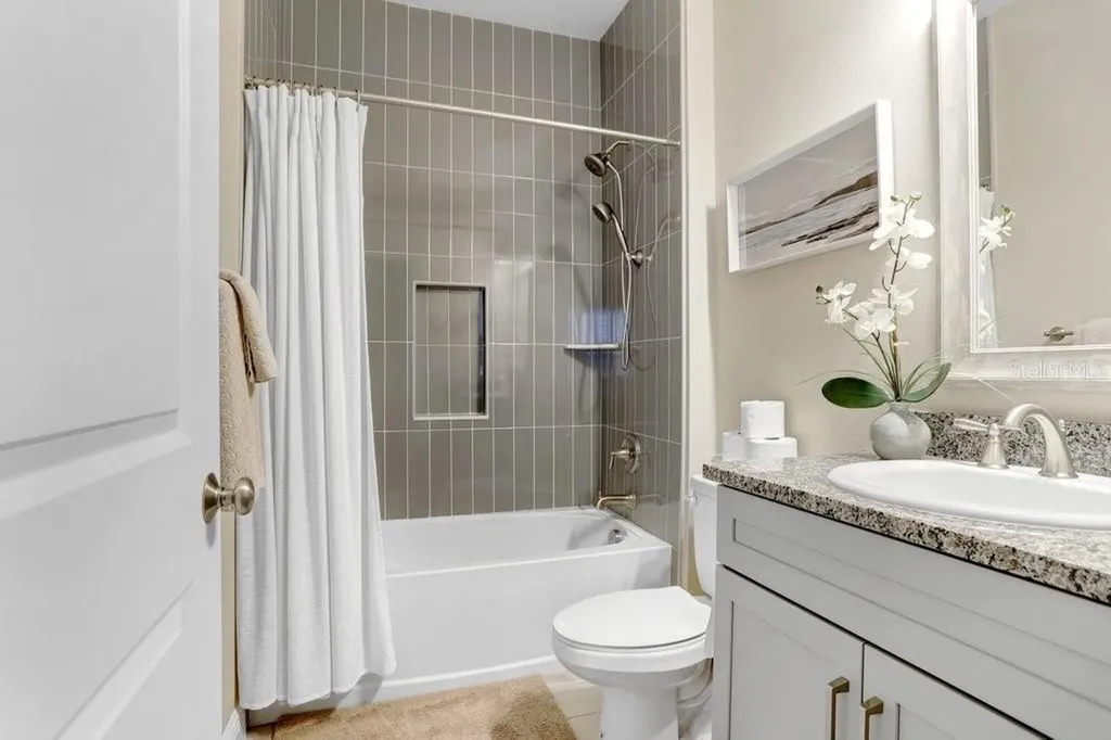 6097 Golden Nettle Drive Apollo Beach FL 33572