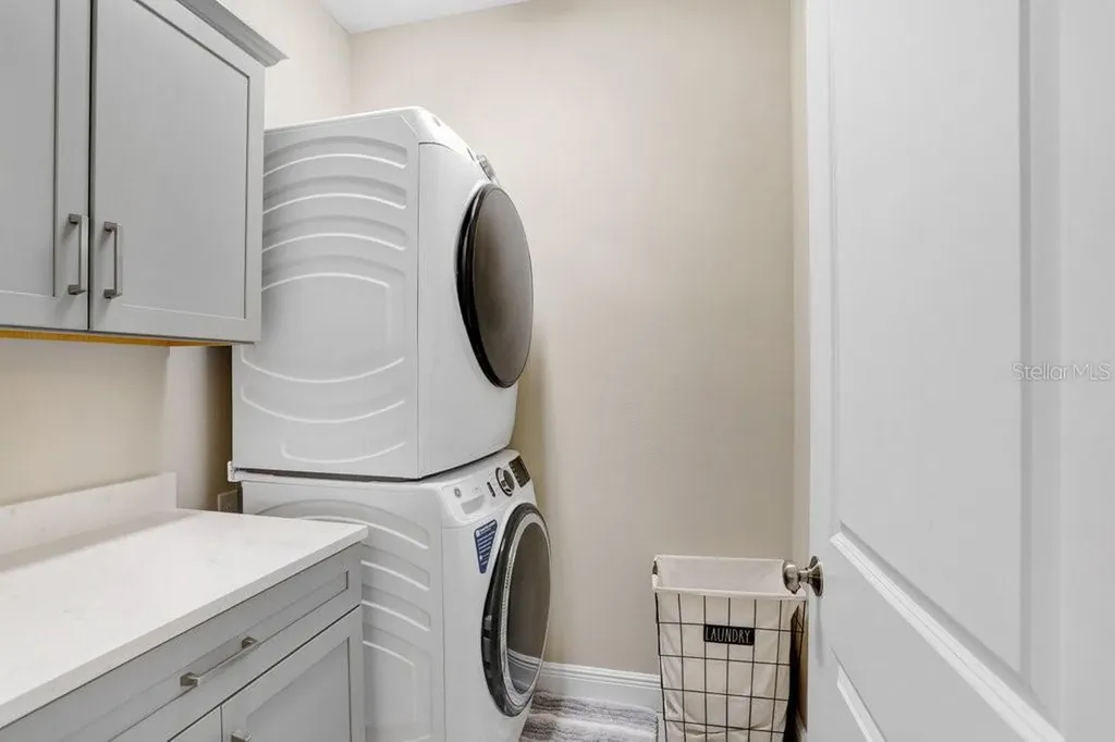 6097 Golden Nettle Drive Apollo Beach FL 33572