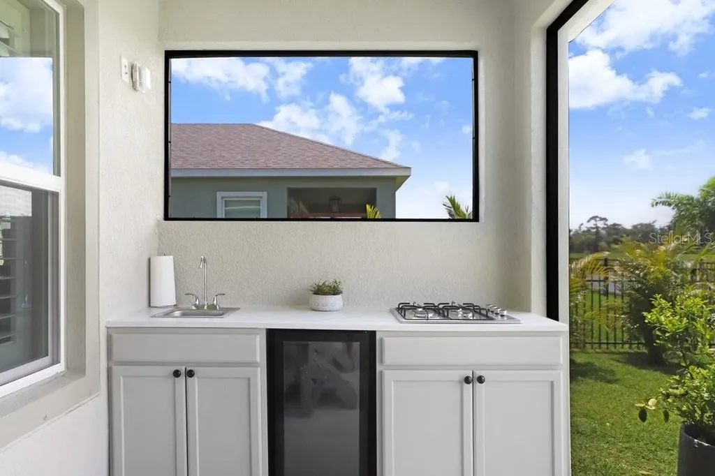 6097 Golden Nettle Drive Apollo Beach FL 33572