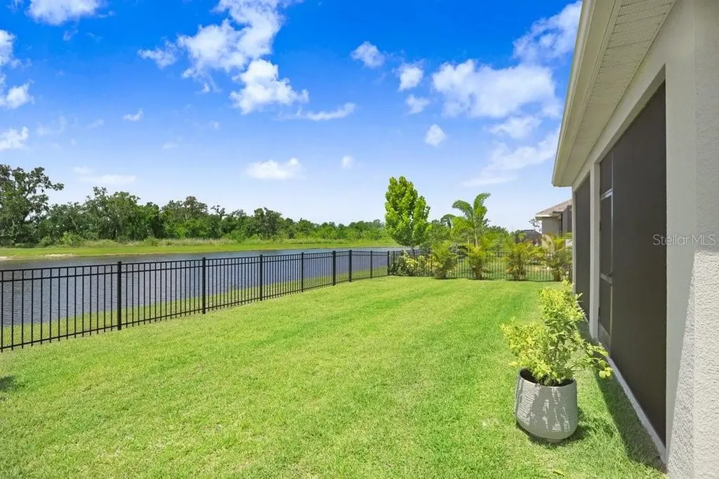 6097 Golden Nettle Drive Apollo Beach FL 33572