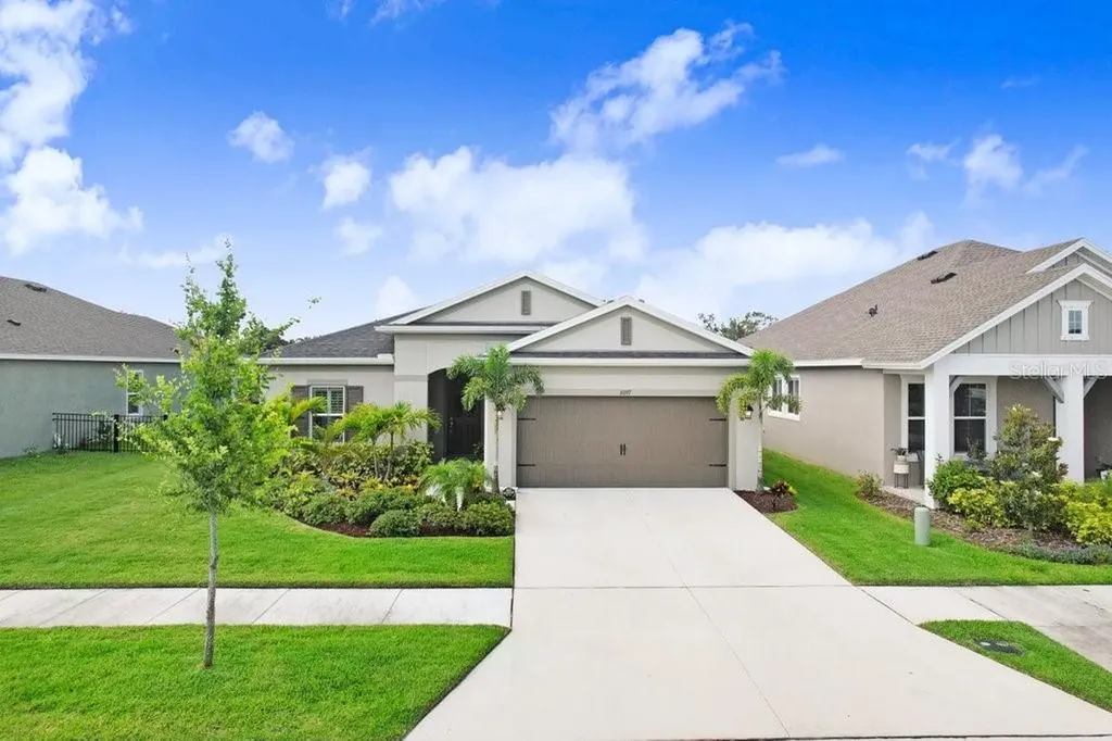 6097 Golden Nettle Drive Apollo Beach FL 33572