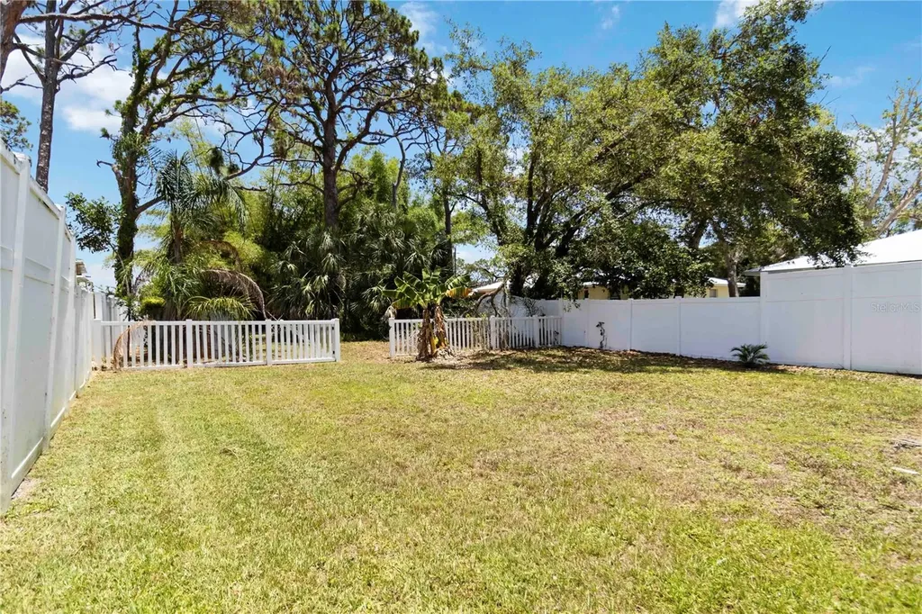 233 N New York Avenue Englewood FL 34223