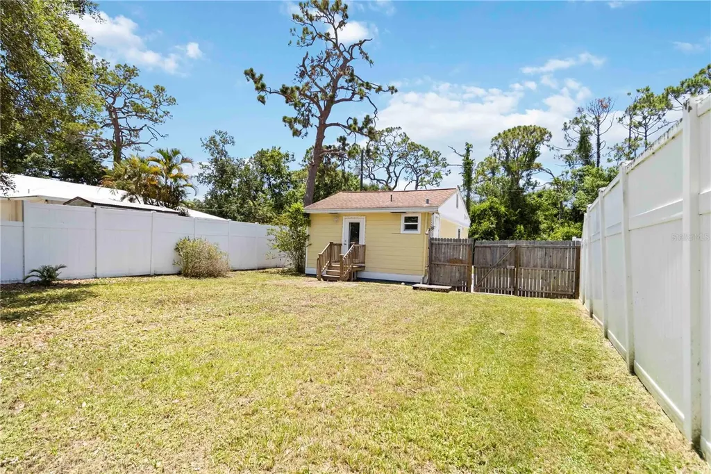 233 N New York Avenue Englewood FL 34223