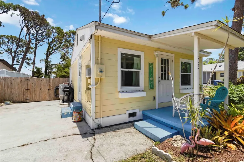233 N New York Avenue Englewood FL 34223
