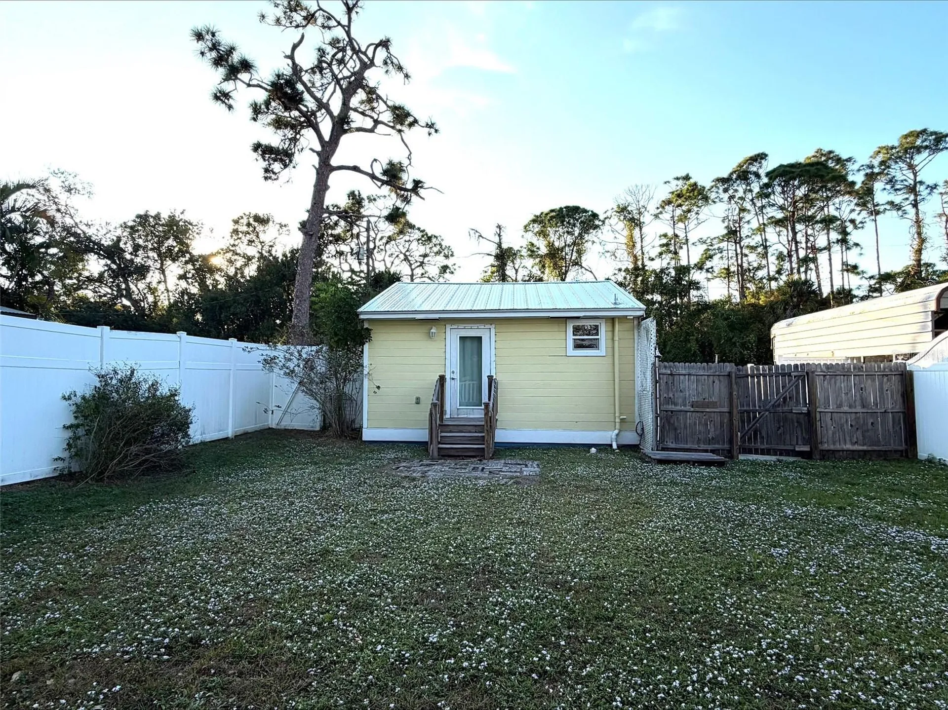 233 N New York Avenue Englewood FL 34223