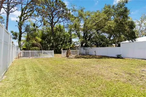 233 N New York Avenue Englewood FL 34223