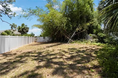 233 N New York Avenue Englewood FL 34223