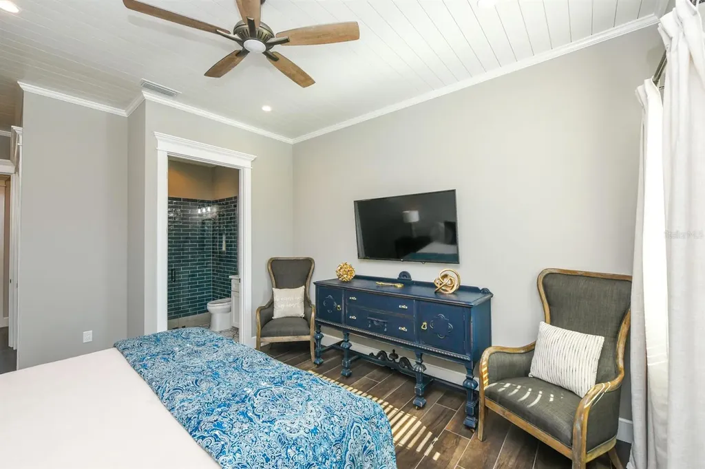 340 Jackson Drive Sarasota FL 34236