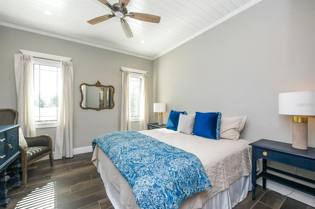 340 Jackson Drive Sarasota FL 34236