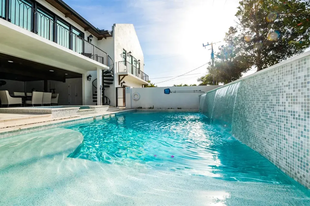 340 Jackson Drive Sarasota FL 34236