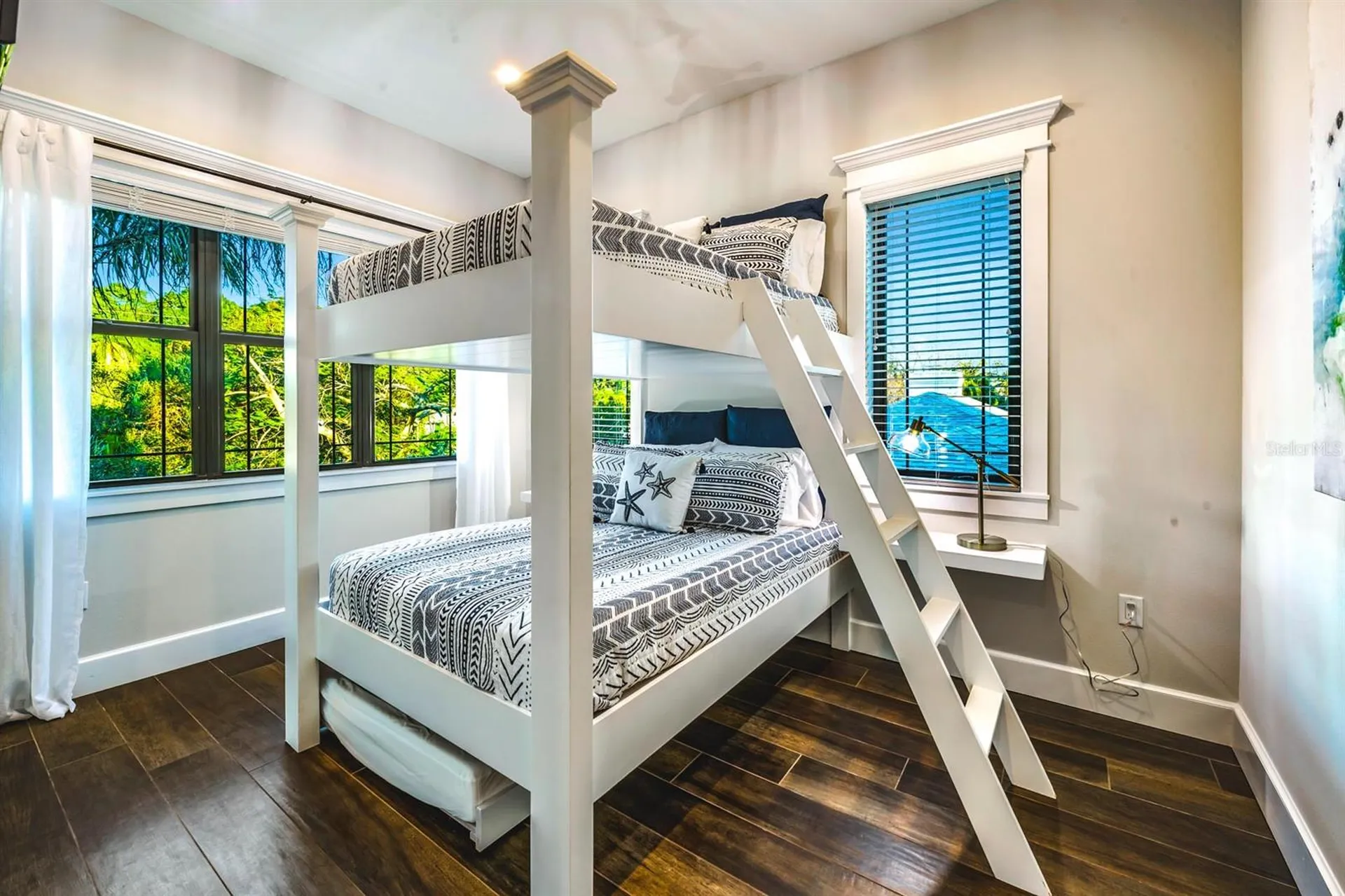 340 Jackson Drive Sarasota FL 34236