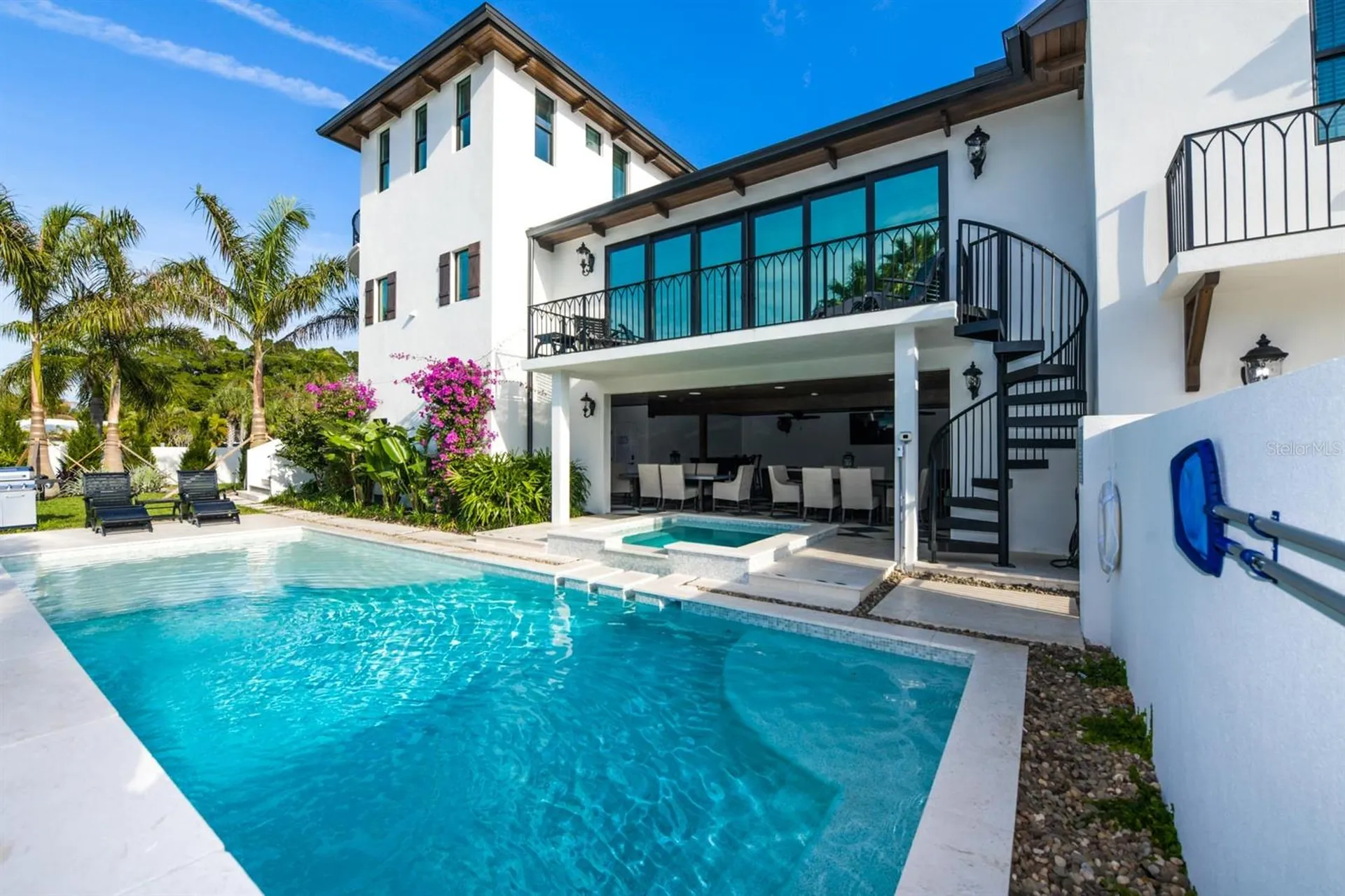 340 Jackson Drive Sarasota FL 34236