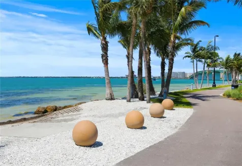 340 Jackson Drive Sarasota FL 34236