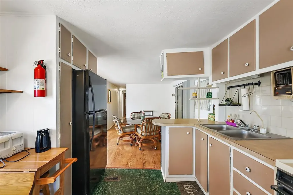 11750 Hickory Lane Tavares FL 32778